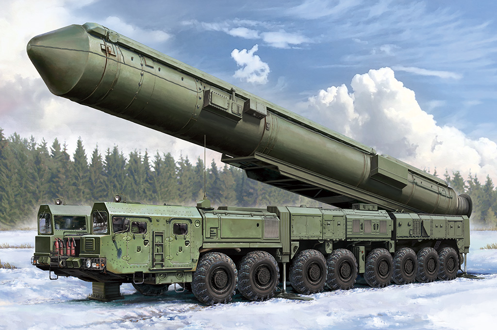 15U175 TEL of RS-12M1 Topol-M ICBM complex 15U175 TEL of RS-12M1 Topol-M ICBM complex