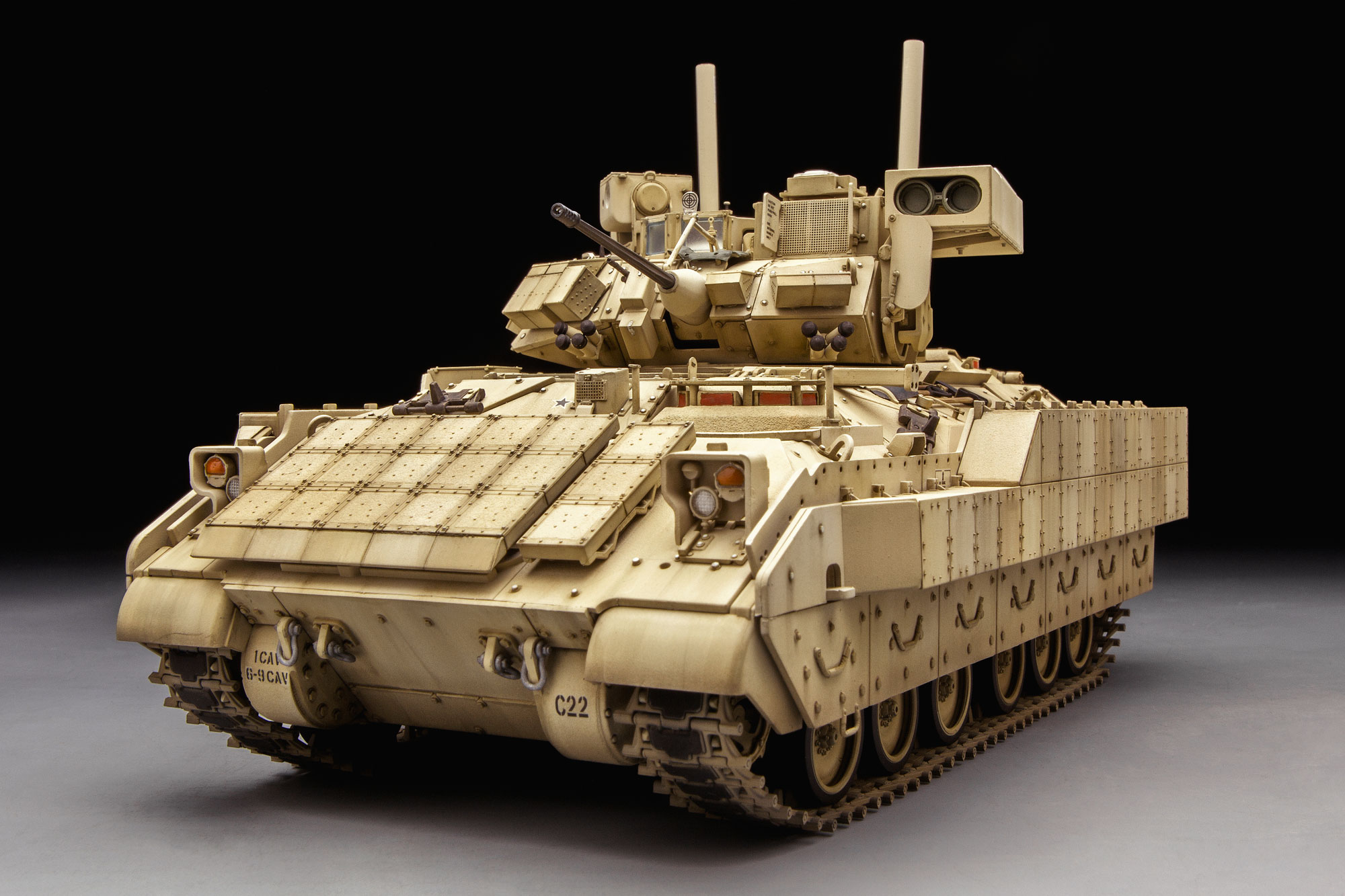 U.S. Cavalry Fighting Vehicle M3A3 Bradley w/BUSK III